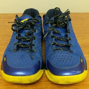Used men's Steph Curry low top basketball sneakers